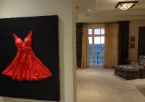 LadyintheRedDressInsta